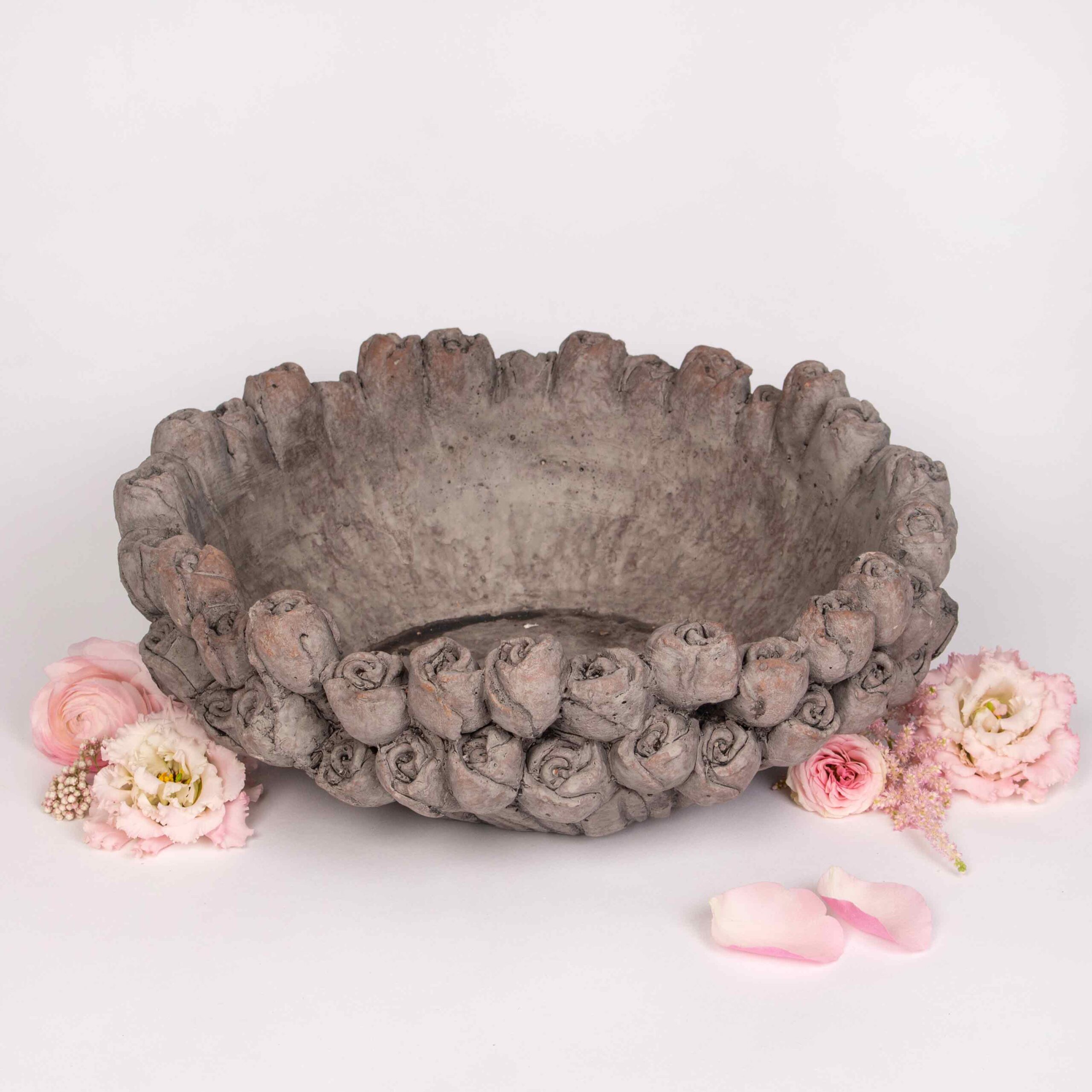 Bol Concrete Roses